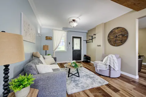63 Forest Road, ON N1S 3B4