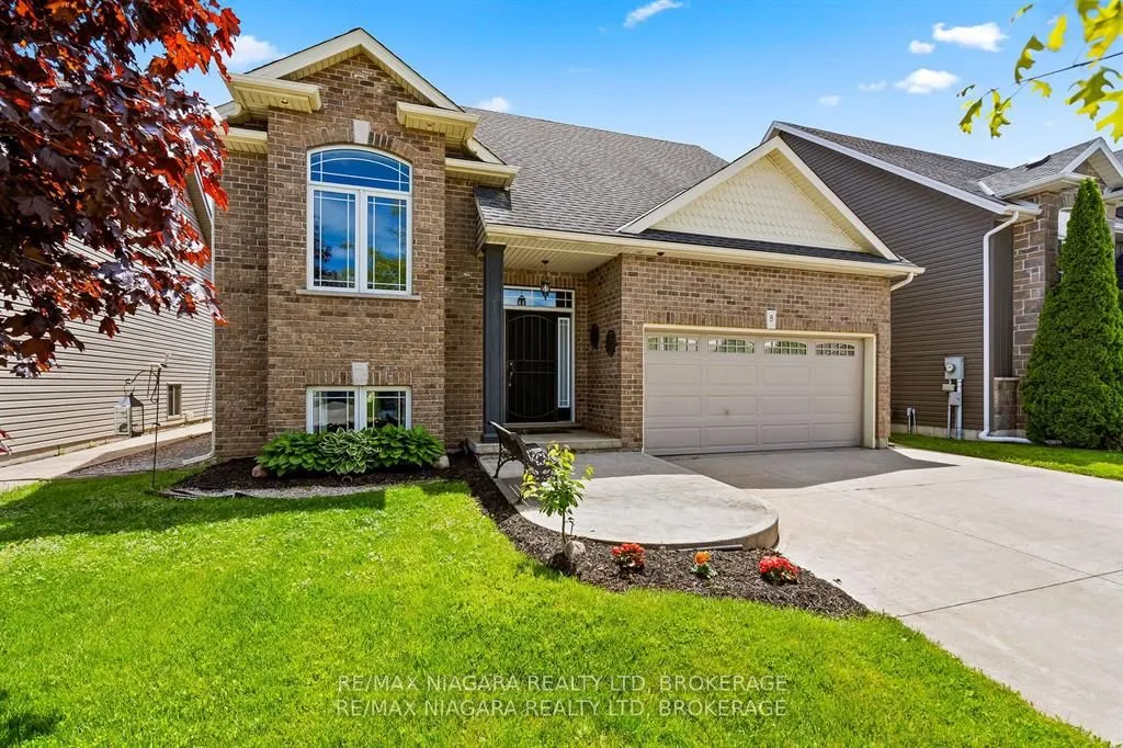 8 Corbin Street, ON L2P 0C3