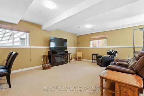 8 Corbin Street, ON L2P 0C3