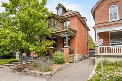 667 Gilmour Street, ON K1R 5L9