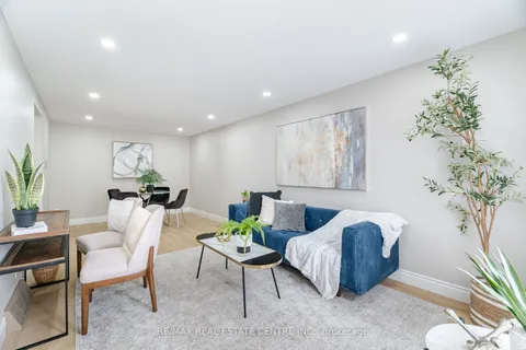 635A Rummelhardt Drive, ON N2T 2K4