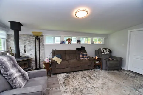 5 Ralph Street, ON N0E 1T0