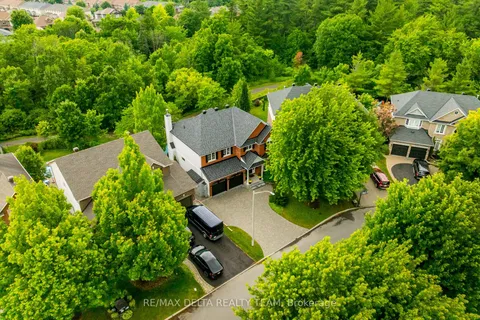 1779 Heatherstone Crescent, ON K4A 4P3