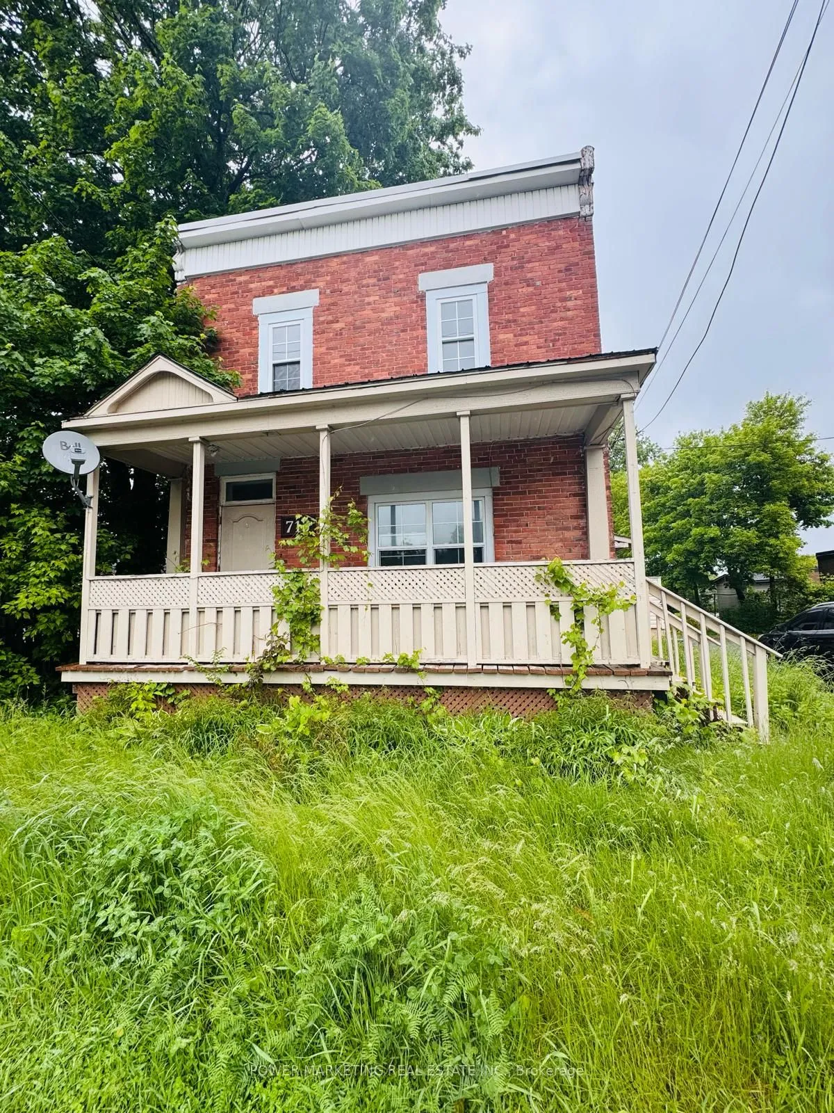 713 ST LAURENT Boulevard, ON K1K 3A6