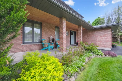 4 Sargent Boulevard, ON N0B 1J0