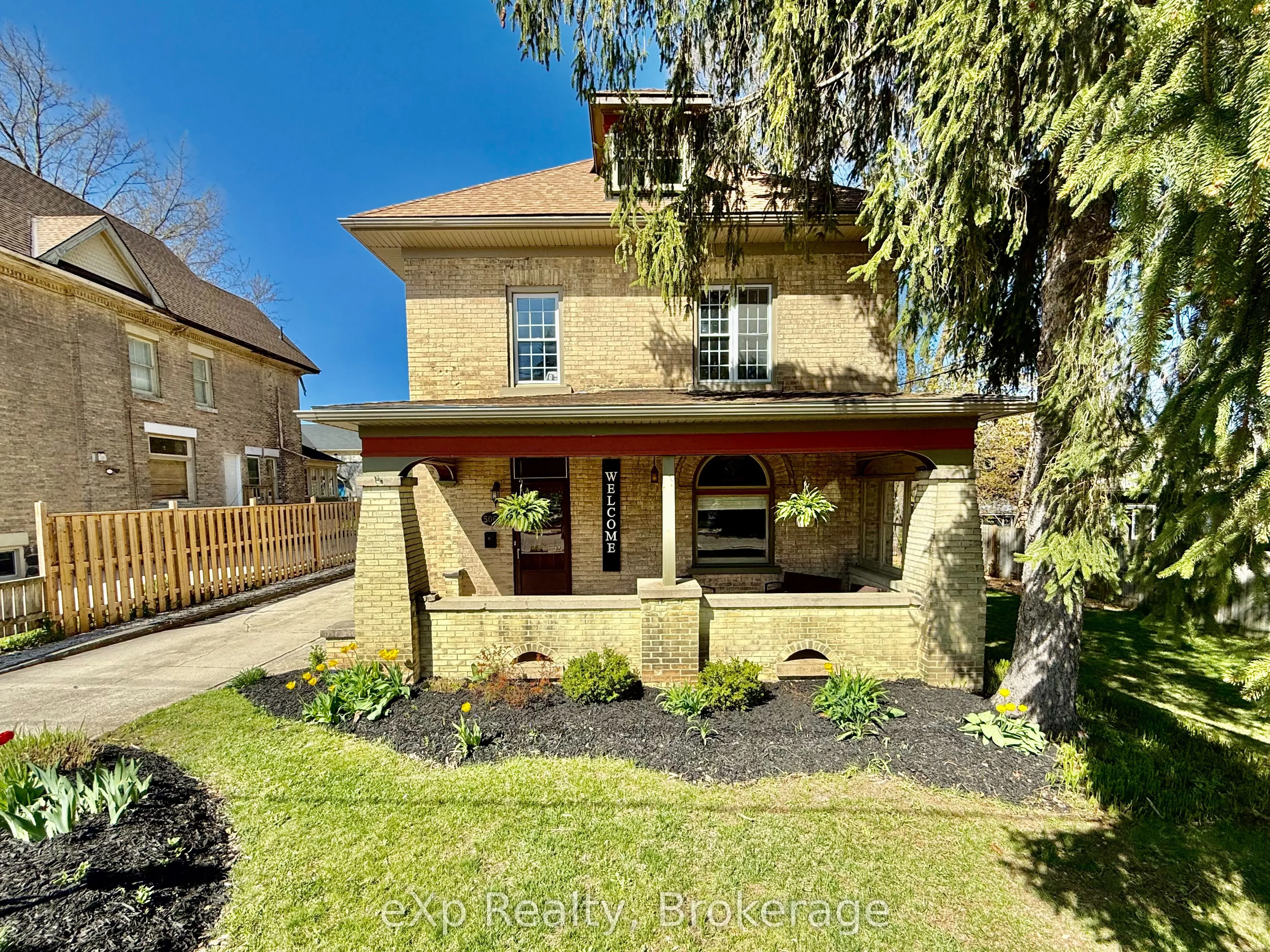 506 9TH Avenue, ON N4N 2M3