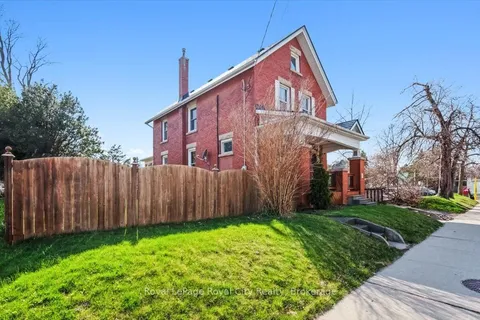 572 Woolwich Street, ON N1H 3Y2