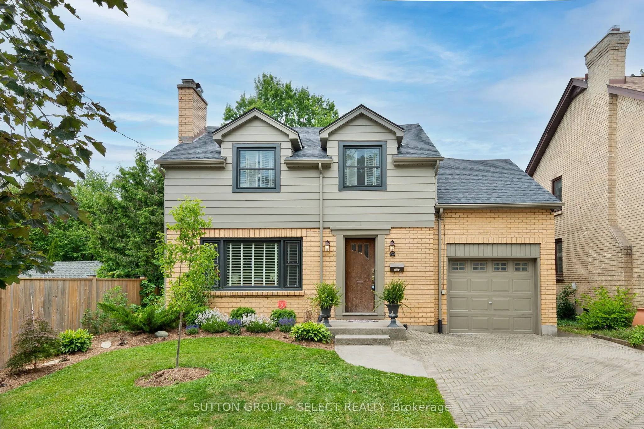 1049 FRASER Avenue, ON N5Y 2T9