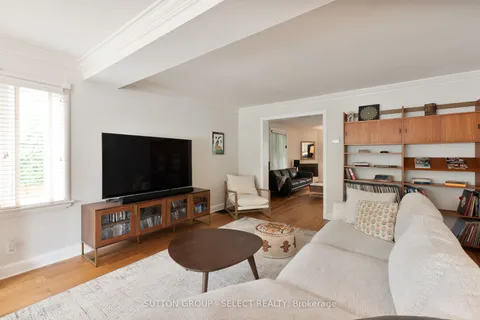 1049 FRASER Avenue, ON N5Y 2T9