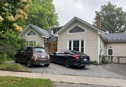 79 Pine Street, ON L1A 3G2