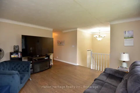 4553 Sussex Drive, ON L2E 6S1