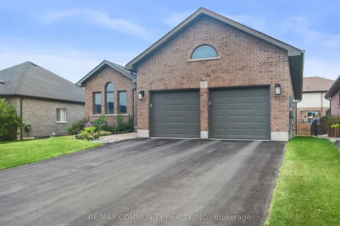 11 Stonecrest Boulevard, ON K8R 0A3