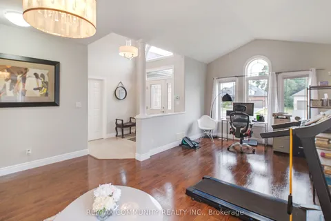 11 Stonecrest Boulevard, ON K8R 0A3