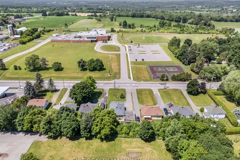 5795 Highway 34 Road, ON K0B 1A0