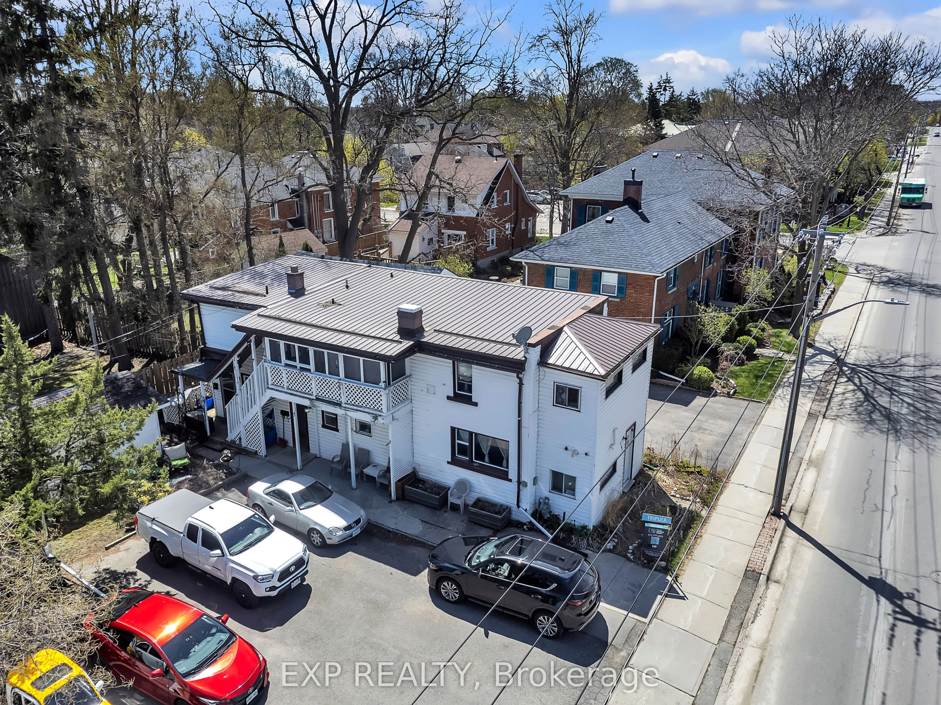 147 Victoria Avenue, ON K8N 2B3