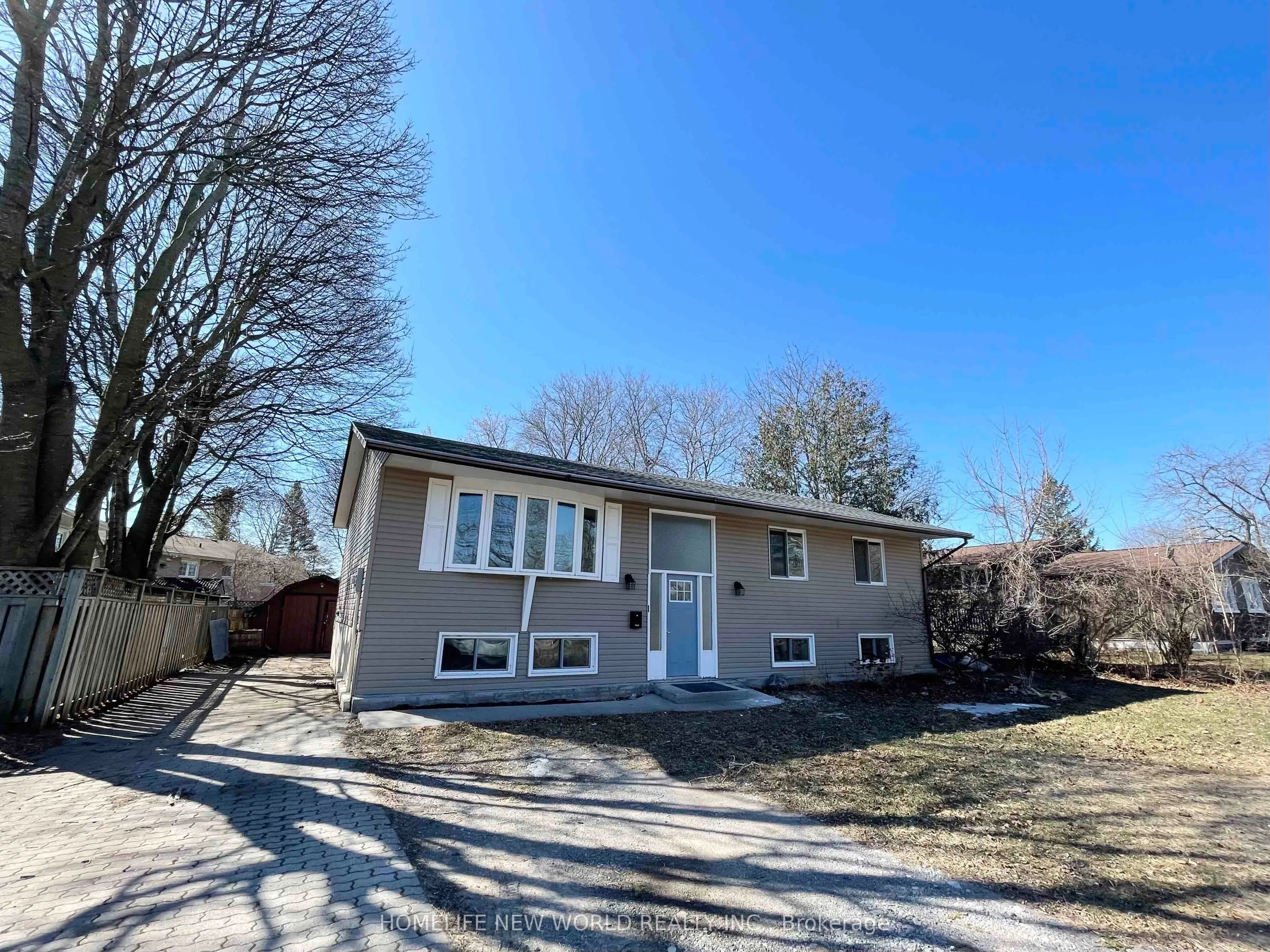 23 Somerset Street, ON K8V 5T7