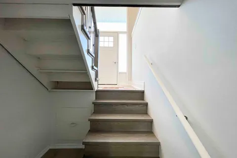 23 Somerset Street, ON K8V 5T7