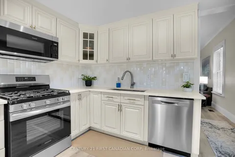 1290 Springbank Avenue, ON N6K 1Z8