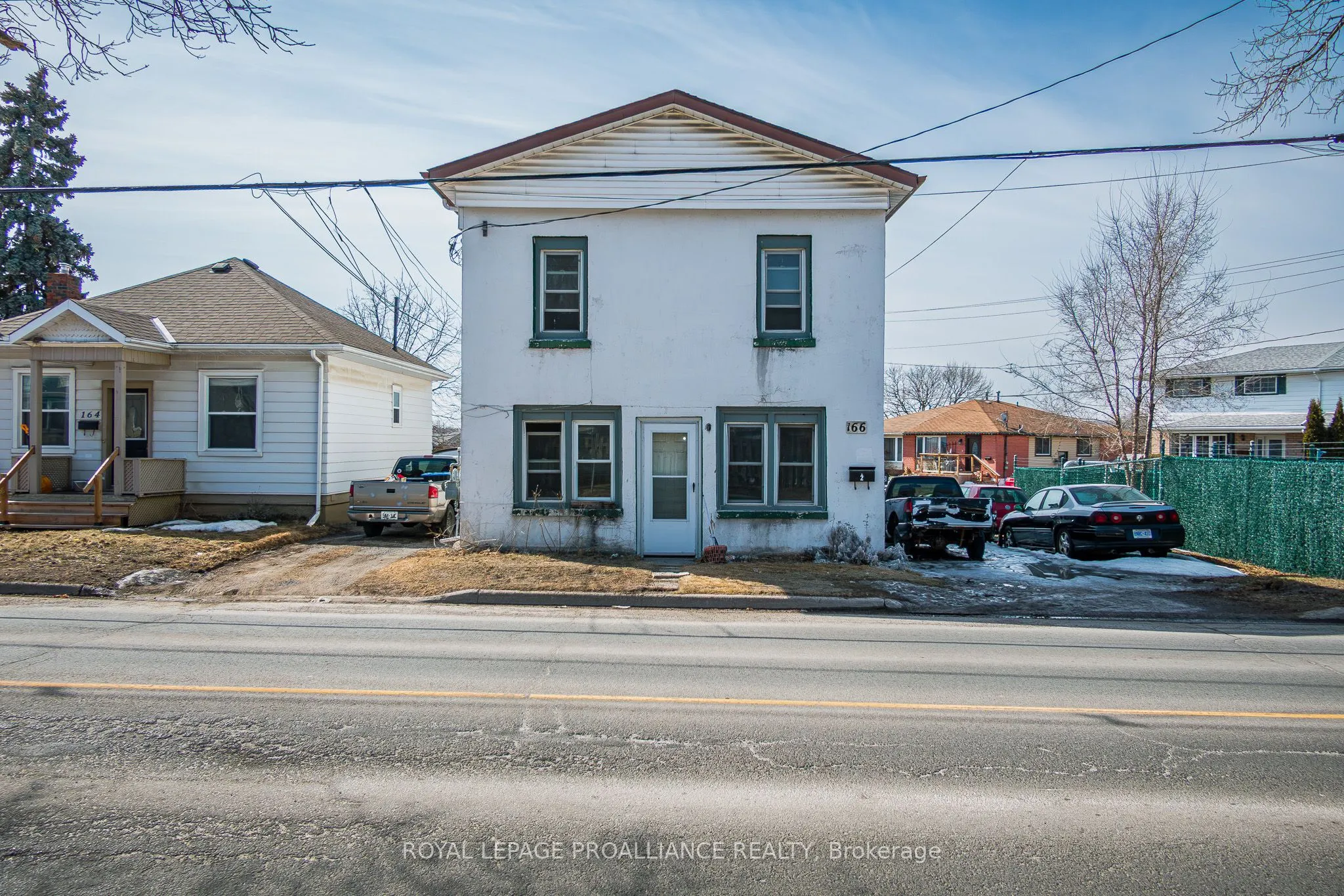 166 West Street, ON K8V 2M7