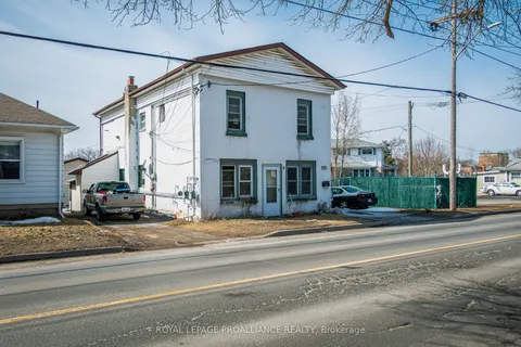 166 West Street, ON K8V 2M7