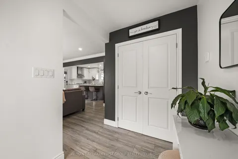 6 Orchard Avenue, ON K9A 1S8