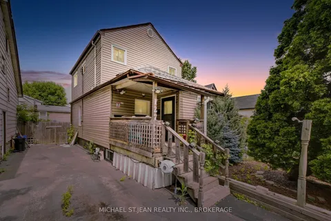 127 Province Street, ON L8H 4H7