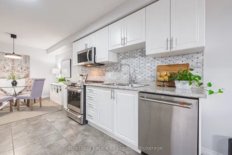 16 Bonhill Boulevard, ON L0R 1P0