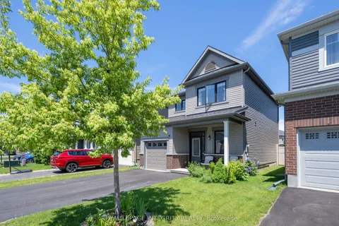 108 Pin Cherry Grove, ON K1W 0J5