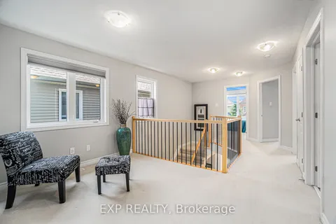 644 Moorpark Avenue, ON K2M 0H8
