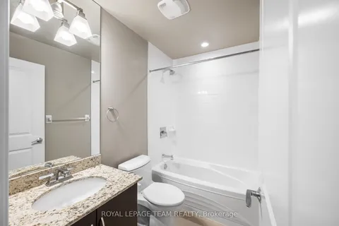 204 Dalkeith Private, ON K1Y 2H7