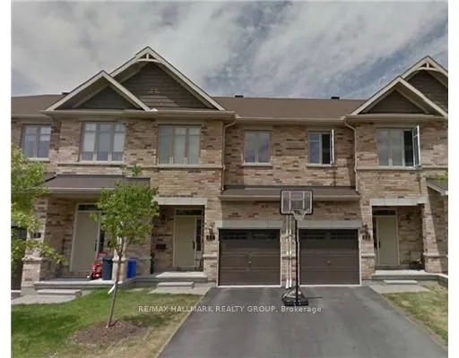 17 MADELON Drive, ON K2J 5C7