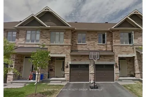 17 MADELON Drive, ON K2J 5C7