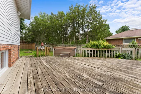 121 TollGate Road, ON N3R 4Z9