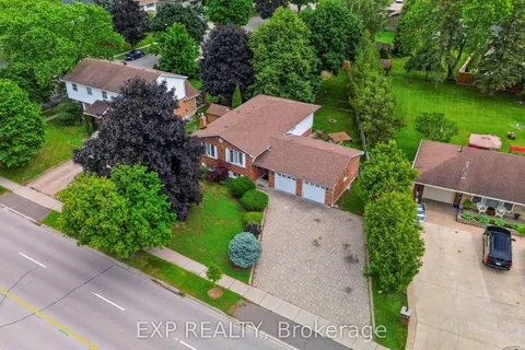 121 TollGate Road, ON N3R 4Z9
