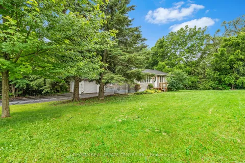 687 High Gate Park Drive, ON K7M 5Z7