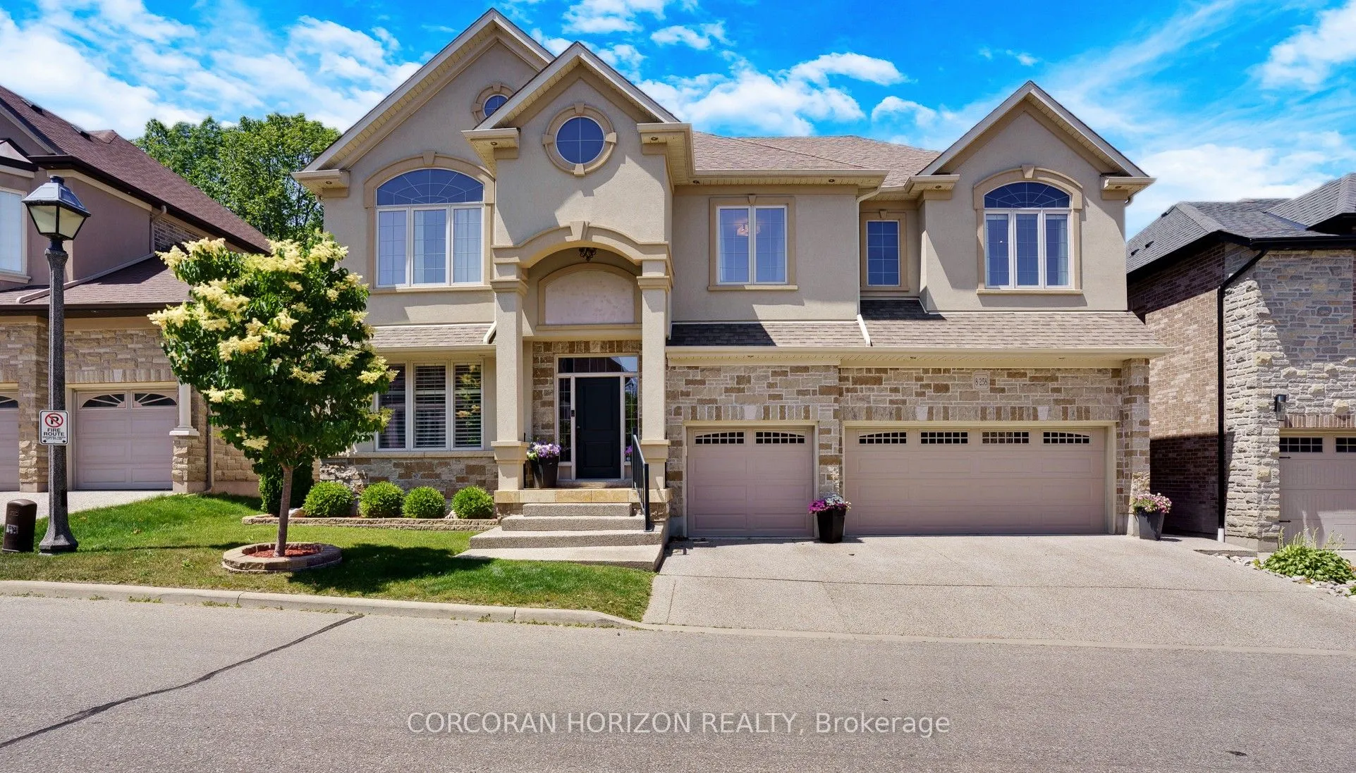 258 Edgewater Crescent, ON N2A 4M2
