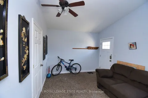 205 Ivon Avenue, ON L8H 5S9