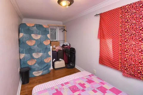 205 Ivon Avenue, ON L8H 5S9