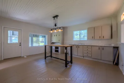 2 Desaulniers Road, ON P0H 1M0