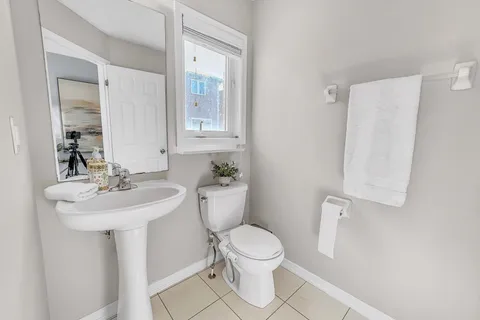 36 Cheevers Road, ON N3T 5L5