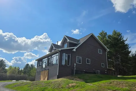 340 Deer Rock Lake Road, ON K0H 1P0