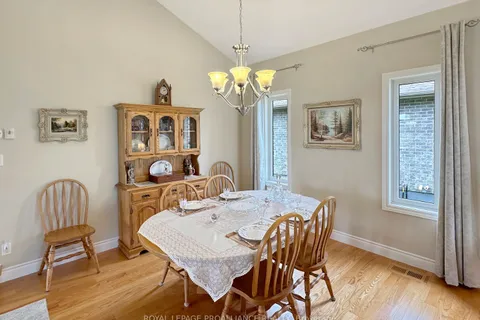 50 Hampton Ridge Drive, ON K8N 0E5