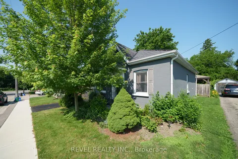 102 Sydenham Street, ON N3R 3Y6