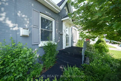 102 Sydenham Street, ON N3R 3Y6