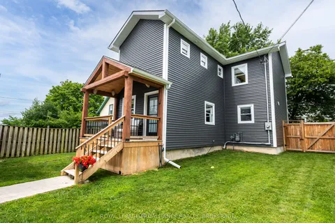 131 John Street, ON K7G 1A6