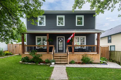 131 John Street, ON K7G 1A6