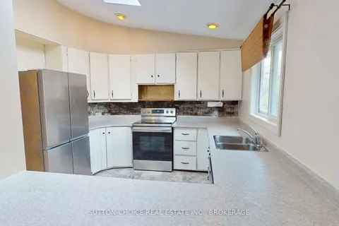 730 Mckay Avenue, ON P1B 7W1