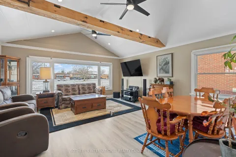 104 Golden Boulevard, ON L3B 1H7