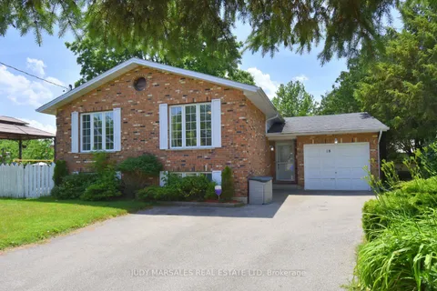 18 Clara Crescent, ON N3S 7C7