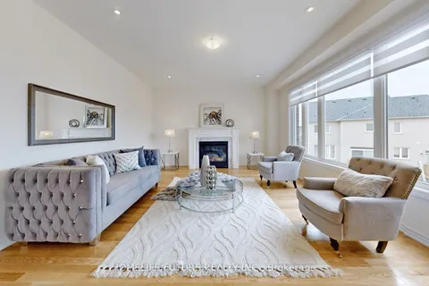 6 Golden Meadows Drive, ON K9J 0K8